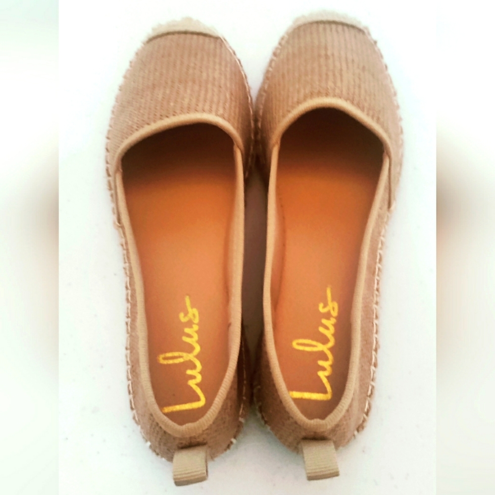 SOLD! Lulu's bohemian canvas loafers size 7 1/2 tan color - Picture 5 of 5